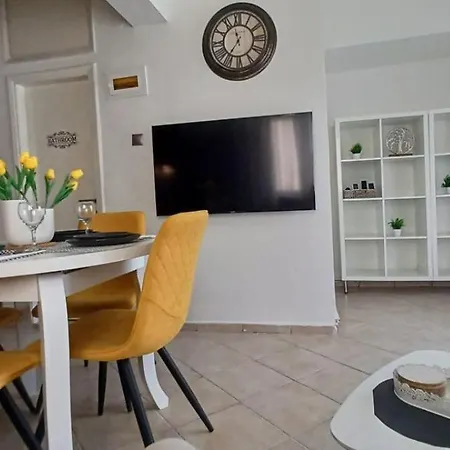 Lemon Drop * Néoi Epivátai